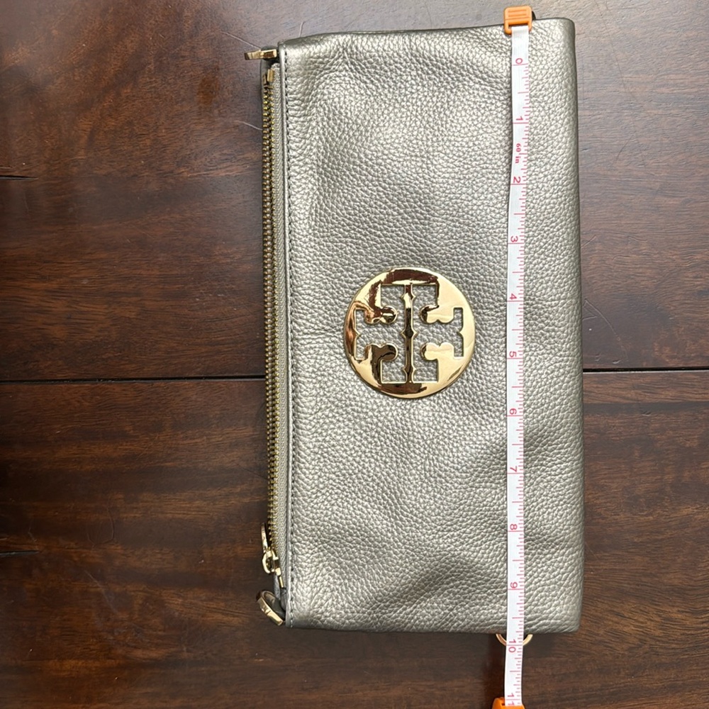 Tory Burch clutch in great shape, can be used as clutch or bag, no strap.